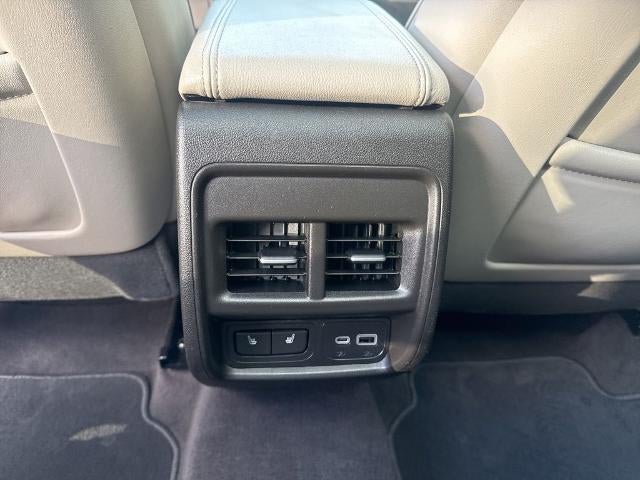 2023 Cadillac XT4 AWD 4dr Premium Luxury