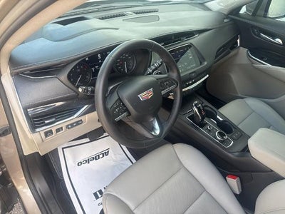 2023 Cadillac XT4 AWD 4dr Premium Luxury
