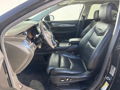 2017 Cadillac XT5 Luxury AWD