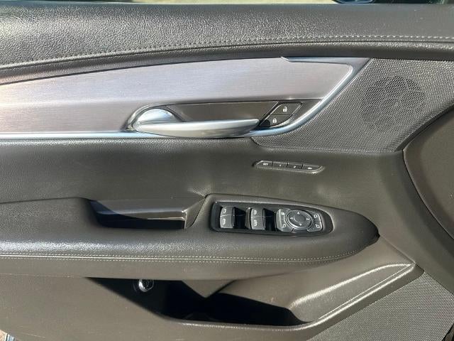 2017 Cadillac XT5 Luxury AWD