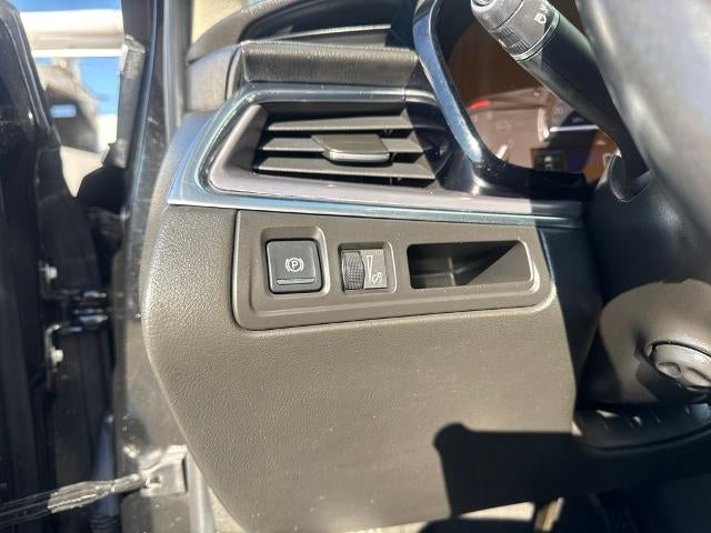 2017 Cadillac XT5 Luxury AWD