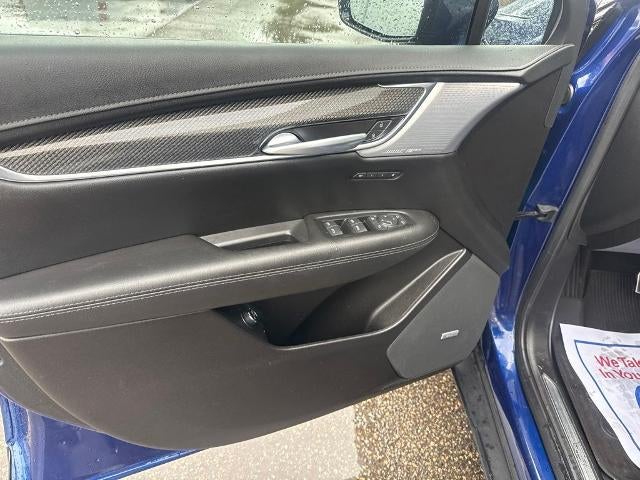 2023 Cadillac XT5 Sport