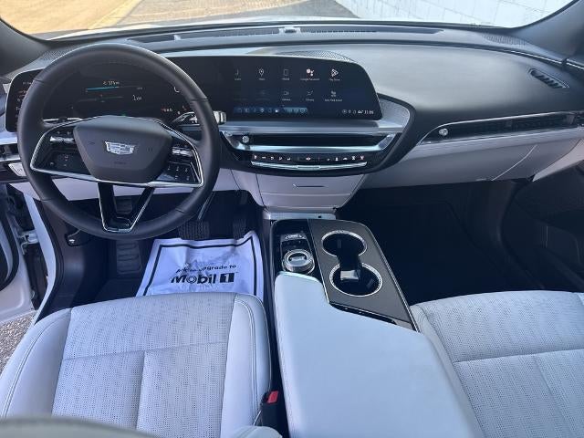 2024 Cadillac LYRIQ 4dr Luxury w/1SC