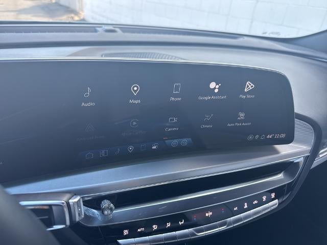 2024 Cadillac LYRIQ 4dr Luxury w/1SC