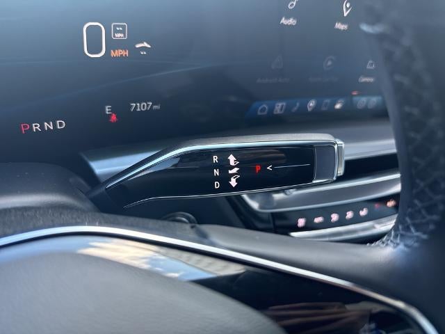 2024 Cadillac LYRIQ 4dr Luxury w/1SC