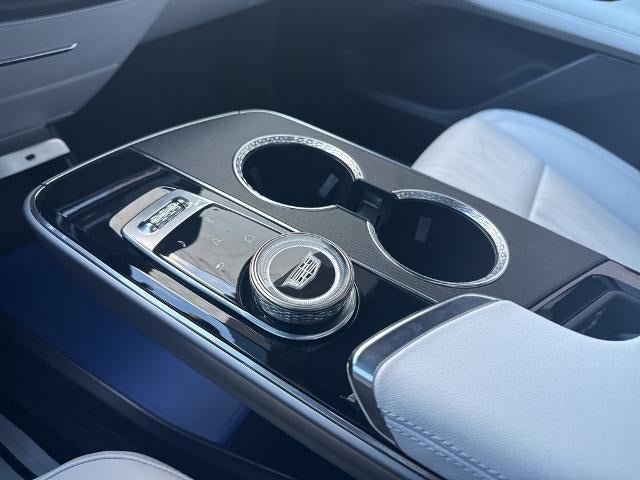 2024 Cadillac LYRIQ 4dr Luxury w/1SC