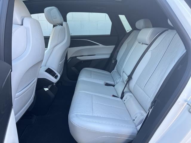 2024 Cadillac LYRIQ 4dr Luxury w/1SC