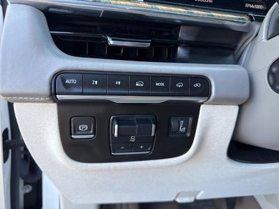 2023 Cadillac Escalade 4WD Premium Luxury Platinum