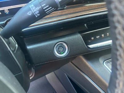 2024 Cadillac Escalade ESV Premium Luxury