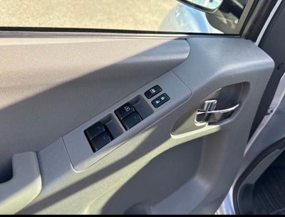 2017 Nissan Frontier SV