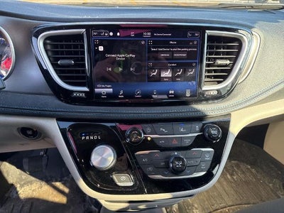 2021 Chrysler Pacifica Touring