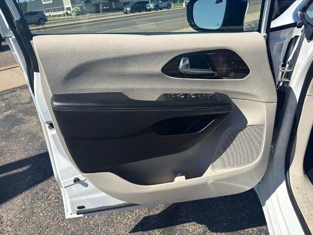2023 Chrysler Pacifica Limited AWD
