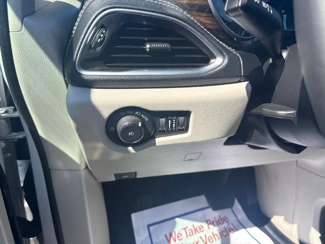 2023 Chrysler Pacifica Limited AWD