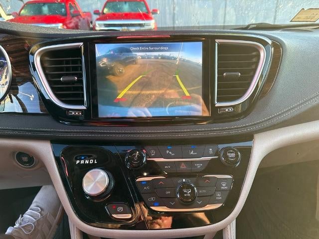 2023 Chrysler Pacifica Limited AWD