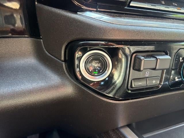 2025 Chevrolet Silverado 2500 HD Crew Cab Standard Box 4-Wheel Drive LT