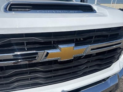 2025 Chevrolet Silverado 2500 HD Crew Cab Standard Box 4-Wheel Drive LT