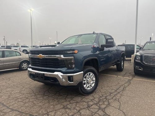 2025 Chevrolet Silverado 3500 HD Crew Cab Standard Box 4-Wheel Drive LT