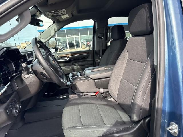 2025 Chevrolet Silverado 3500 HD Crew Cab Standard Box 4-Wheel Drive LT