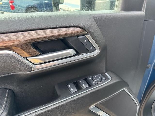 2025 Chevrolet Silverado 3500 HD Crew Cab Standard Box 4-Wheel Drive LT