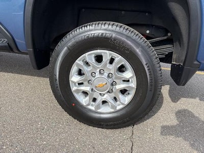 2025 Chevrolet Silverado 3500 HD Crew Cab Standard Box 4-Wheel Drive LT