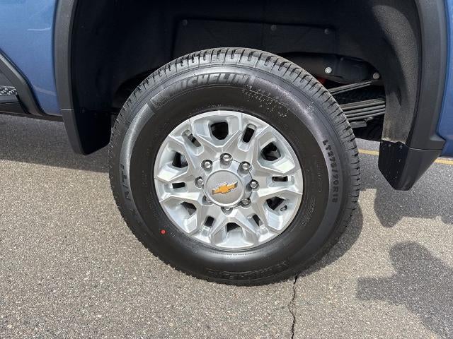 2025 Chevrolet Silverado 3500 HD Crew Cab Standard Box 4-Wheel Drive LT