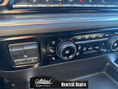 2025 Chevrolet Silverado 3500 HD Crew Cab Standard Box 4-Wheel Drive High Country