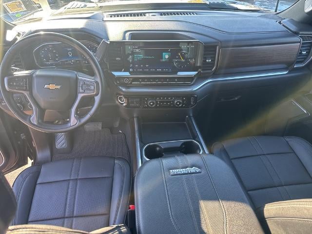 2025 Chevrolet Silverado 3500 HD Crew Cab Standard Box 4-Wheel Drive High Country