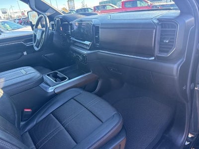 2025 Chevrolet Silverado 3500 HD Crew Cab Standard Box 4-Wheel Drive High Country