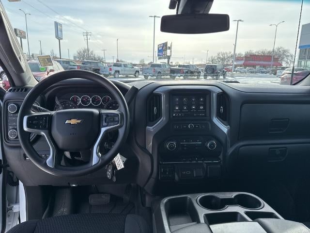 2022 Chevrolet Silverado 2500 HD Crew Cab Standard Box 4-Wheel Drive Custom