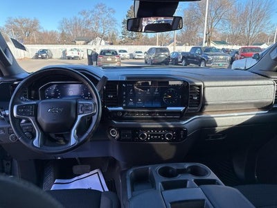 2023 Chevrolet Silverado 1500 Crew Cab Short Box 4-Wheel Drive RST