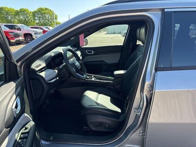 2023 Jeep Compass Latitude Lux FWD