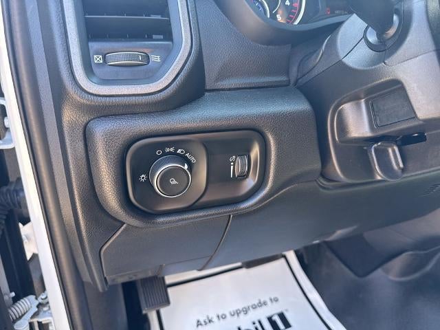 2022 RAM 3500 Tradesman Crew Cab 4x4 8' Box