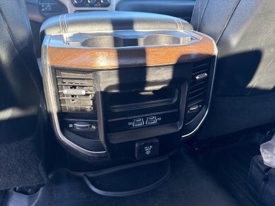 2022 RAM 3500 Laramie 4x4 Crew Cab 8' Box