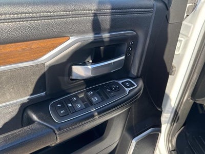 2022 RAM 3500 Laramie 4x4 Crew Cab 8' Box