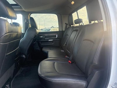 2017 RAM 2500 Laramie Crew Cab 4x4 6'4" Box
