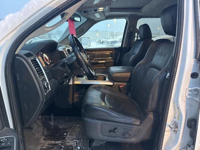 2017 RAM 2500 Laramie Crew Cab 4x4 6'4" Box