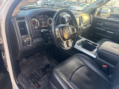 2017 RAM 2500 Laramie Crew Cab 4x4 6'4" Box