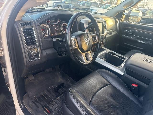 2017 RAM 2500 Laramie Crew Cab 4x4 6'4" Box