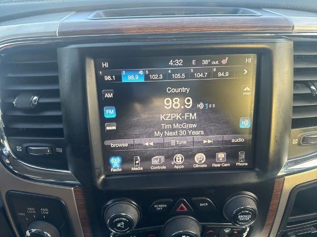 2017 RAM 2500 Laramie Crew Cab 4x4 6'4" Box