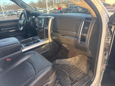 2017 RAM 2500 Laramie Crew Cab 4x4 6'4" Box