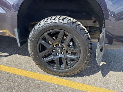 2022 Chevrolet Silverado 1500 Crew Cab Standard Box 4-Wheel Drive LT Trail Boss