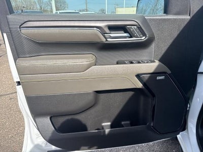 2024 Chevrolet Silverado 1500 Crew Cab Short Box 4-Wheel Drive ZR2