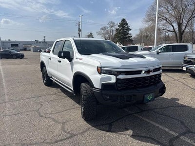 2024 Chevrolet Silverado 1500 Crew Cab Short Box 4-Wheel Drive ZR2