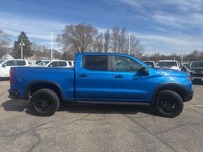 2022 Chevrolet Silverado 1500 Crew Cab Short Box 4-Wheel Drive ZR2