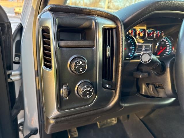 2016 Chevrolet Silverado 1500 Crew Cab Standard Box 4-Wheel Drive LT Z71