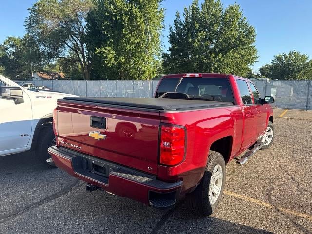 Used 2018 Chevrolet Silverado 1500 LT Z71 with VIN 3GCUKREC4JG515566 for sale in St. Cloud, Minnesota