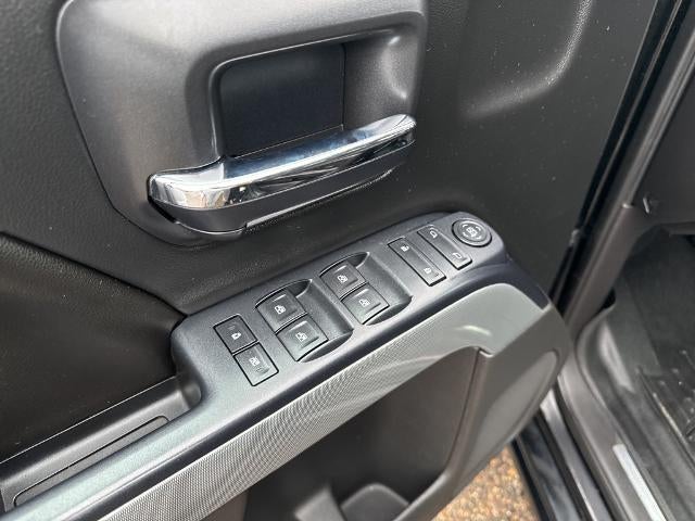 2016 Chevrolet Silverado 1500 Crew Cab Standard Box 4-Wheel Drive LT Z71