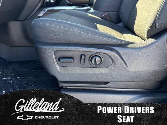 2021 Chevrolet Silverado 1500 Crew Cab Standard Box 4-Wheel Drive RST