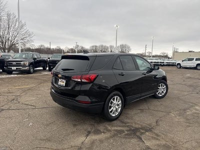2023 Chevrolet Equinox FWD 4dr LS w/1LS