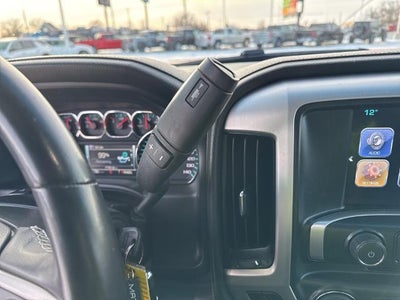 2017 GMC Sierra 1500 Crew Cab Short Box 4-Wheel Drive SLT SLT Premium Package